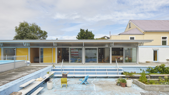 Gonville Pool House: rehabilitación con memoria
