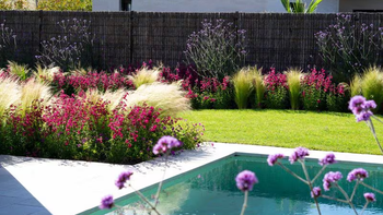 6 tendencias para jardines que estarán de moda, según los expertos