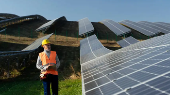 Optimización del mantenimiento de placas solares en instalaciones industriales