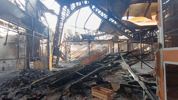 Inseguridad eléctrica. Incendio en el Mercado San Miguel: expertos del COPAIPA marcaron graves falencias